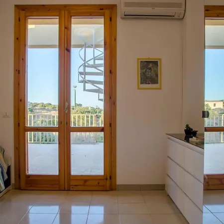 Holiday home Casa Vacanze Orizzonte Sul Mare Sampieri